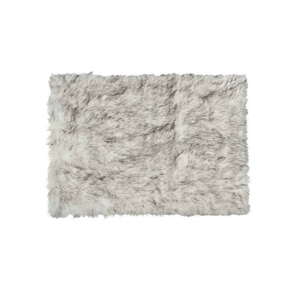 Homeroots 3' X 5' Gray Faux Fur Area Rug  Faux Fur 317174