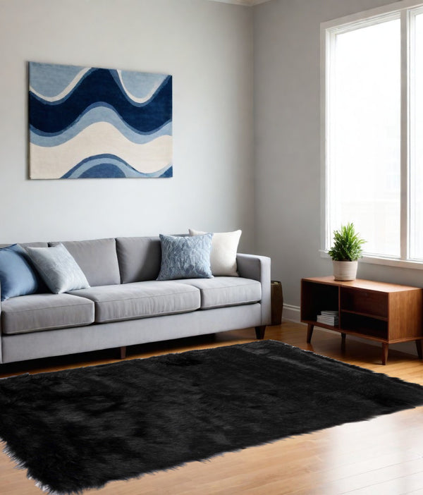 Homeroots 60" X 96" Black Sheepskin - Rug Or Throw Black Acrylic 317175