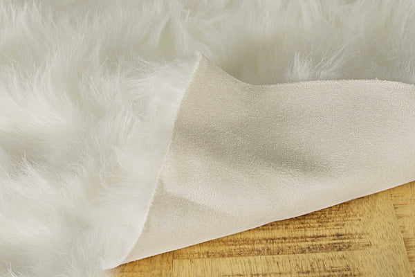 Homeroots 6' Off White Faux Sheepskin Shag Non Skid Area Rug  Faux Sheepskin 317186