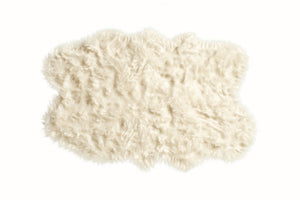Homeroots 4' X 6' Off White Faux Sheepskin Washable Area Rug  Faux Sheepskin 317187