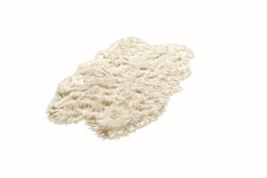 Homeroots 4' X 6' Off White Faux Sheepskin Washable Area Rug  Faux Sheepskin 317187