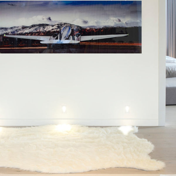 HomeRoots 5' Off White Animal Print Shag Area Rug - Plush Retro Design for Cozy, Modern Living Spaces 317188