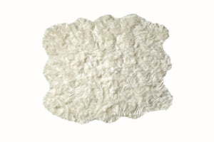 HomeRoots 5' Off White Animal Print Shag Area Rug - Plush Retro Design for Cozy, Modern Living Spaces 317188