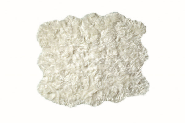 HomeRoots 5' Off White Animal Print Shag Area Rug - Plush Retro Design for Cozy, Modern Living Spaces 317188