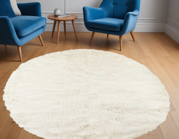 Homeroots 72" Off White Circular Faux Fur Area Rug  Acrylic 317207