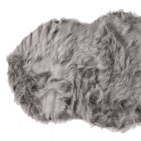 Homeroots 2' X 6' Gray Sheepskin Double - Area Rug  Acrylic 317268