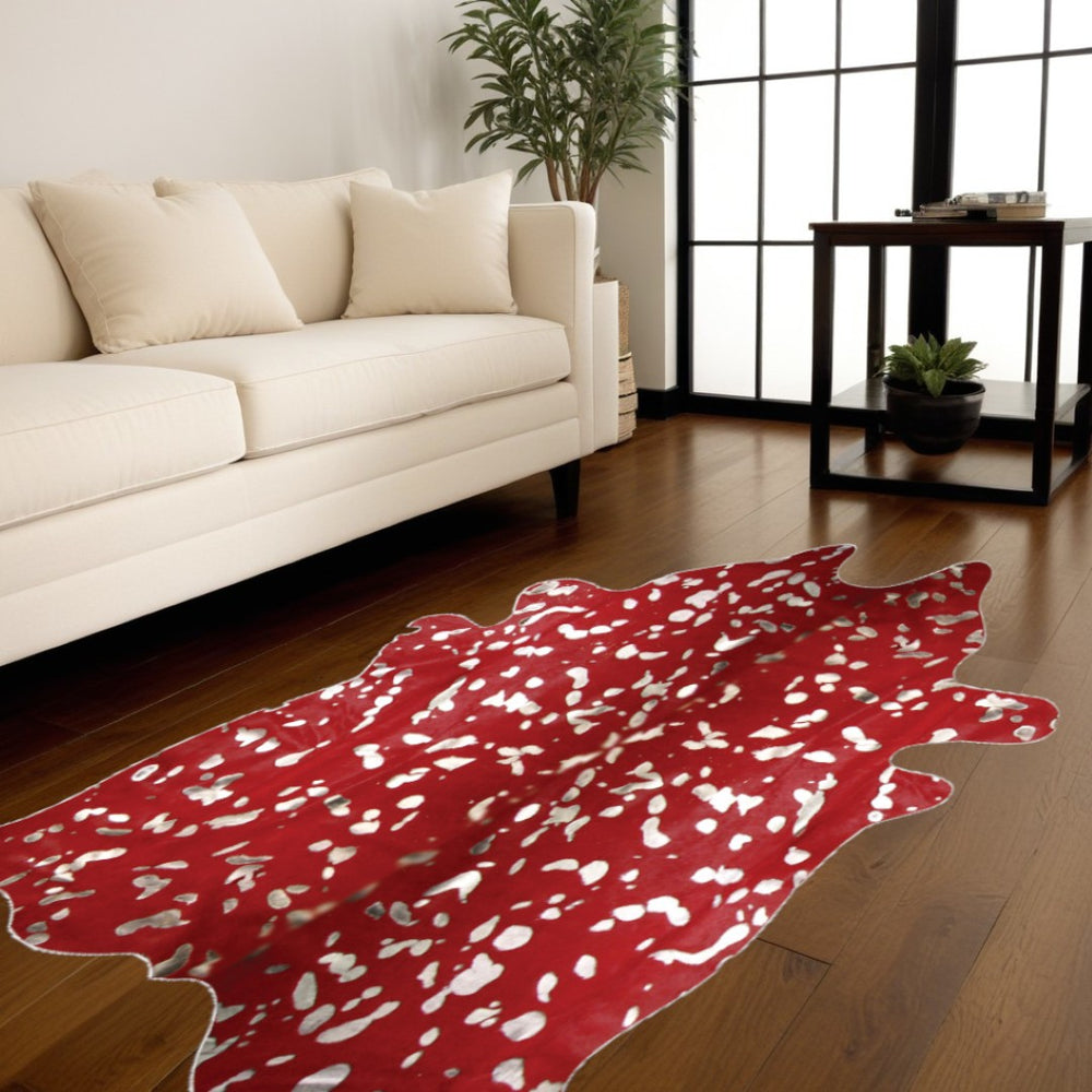 HomeRoots 6' X 7' Luxurious Cowhide Print Area Rug - Soft, Textured Beauty for Modern and Rustic Interiors Red/Silver 317278