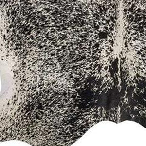 Homeroots 60" X 84" Salt And Pepper Black And White Cowhide - Area Rug Black,White Cowhide 317319