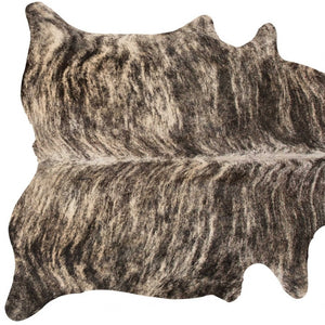 Homeroots 60" X 84" Exotic Zebu Cowhide - Area Rug Exotic Zebu Cowhide 317322