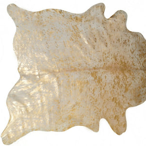 HomeRoots 5' X 7' Cowhide Print Area Rug - Luxurious Texture with Contemporary Style for Modern Living Spaces Natural/Gold 317327