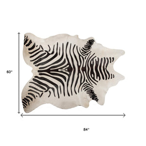 HomeRoots 5' X 7' Zebra Stripe Black And White Cowhide Rug - Luxurious, Artisan Crafted, Durable & Chic Décor 317329