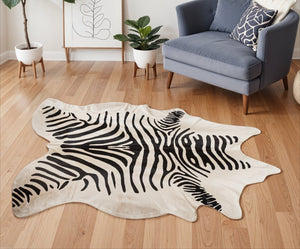 HomeRoots 5' X 7' Zebra Stripe Black And White Cowhide Rug - Luxurious, Artisan Crafted, Durable & Chic Décor 317329