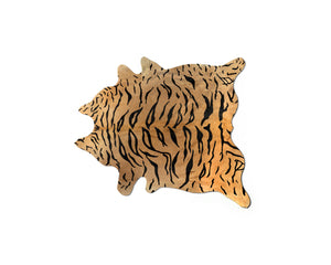 Homeroots 60" X 84" Chocolate On Natural Cowhide - Area Rug  Cowhide 317332