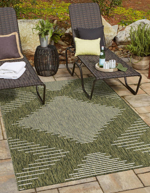 Unique Loom Green 8' X 10' Outdoor Rug – Vibrant Modern Design For Stylish And Durable Outdoor Spaces Green  3181194-unique-loom