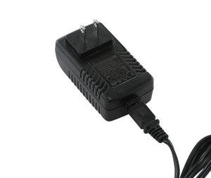 Homeroots 23" Silver Metal Table Lamp With Clear Drum Shade   318778