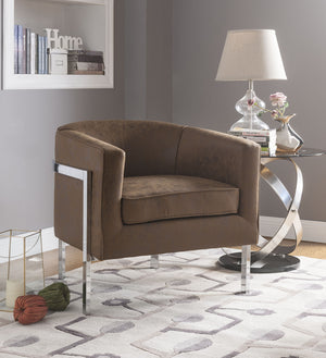 Homeroots 31" X 32" X 29" Brown Edgy Accent Chair   318874