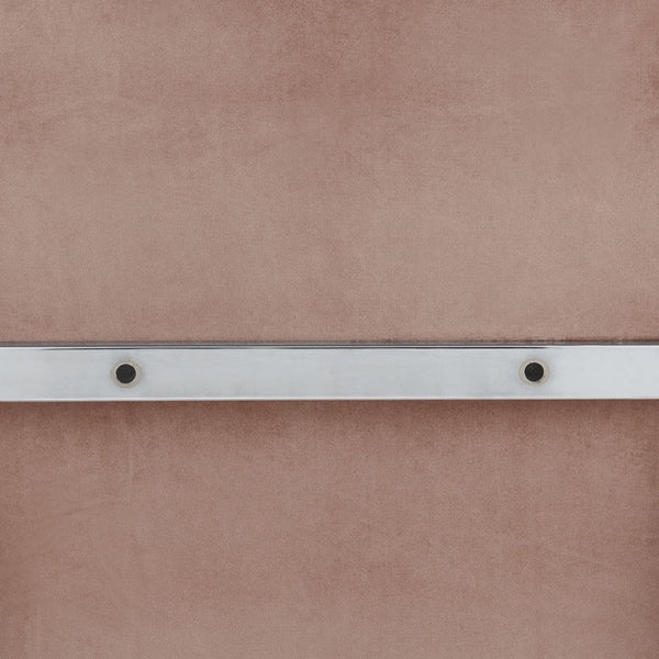 Homeroots 24" X 31" X 34" Pink Accent Chair   318877