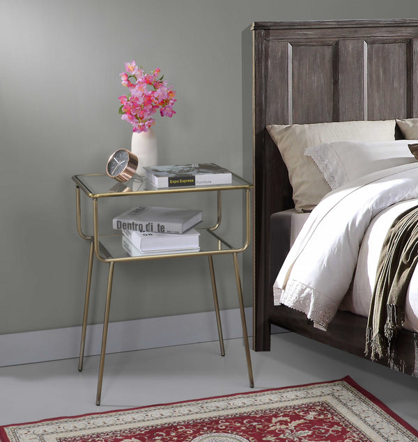 Homeroots 25" Antique Brass And Clear Glass End Table With Shelf   319006