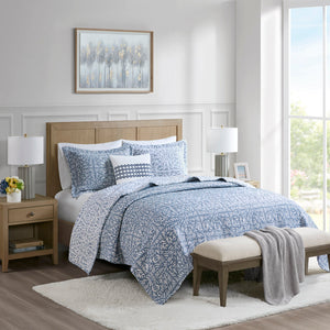 Madison Park Signature Harmony Transitional 4 Piece Oversized Reversible Matelasse Quilt Set with Throw Pillow MPS13-501 Blue