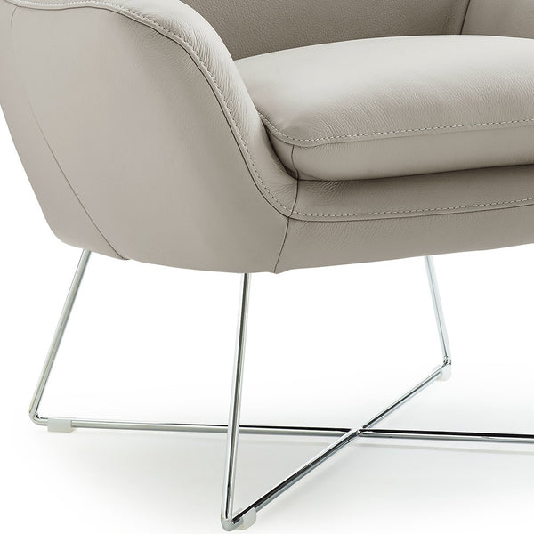 Homeroots 33" Light Gray And Silver Faux Leather Tufted Arm Chair   320703