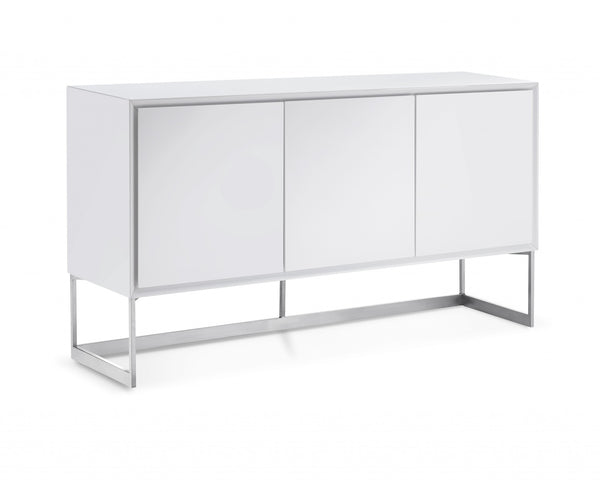 Homeroots 60 X 15 X 32 White Stainless Steel Buffet   320851