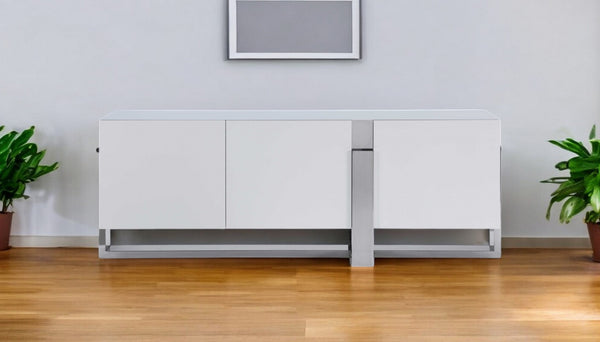 Homeroots 91" White Glass Frame Console Table   320857