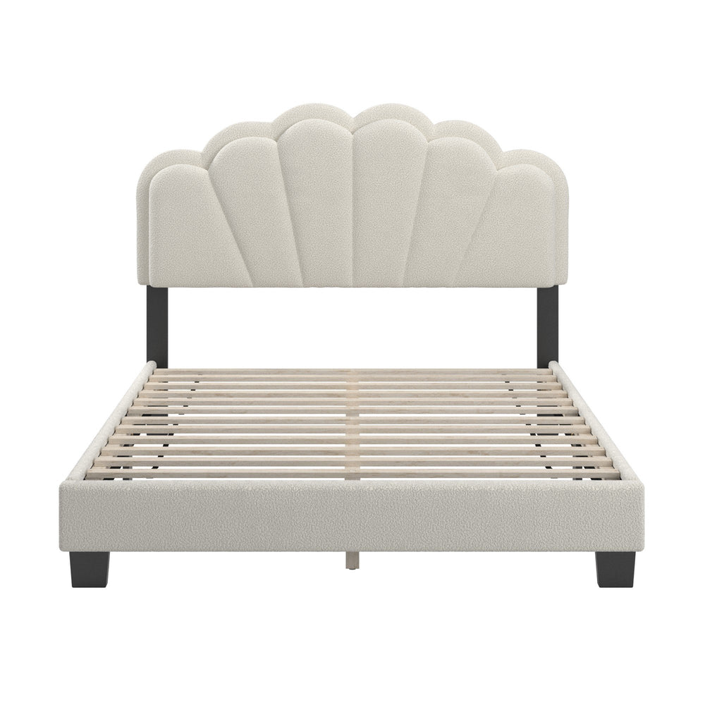 Homelegance Yulee Scalloped Upholstered Platform Bed with Led Headboard Bouclé Glam Bedroom Frame Black / Creme 323BQ-WB
