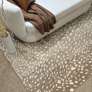 Capel Rugs Serengeti-antelope Hand-tufted Wool Area Rug - Nature-inspired Patterns For Modern Living Spaces Beige, Tan 100% Wool 3252rs09001200700