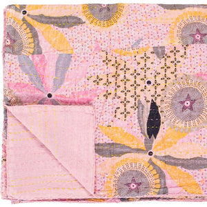 Homeroots 50" Gray And Pink Kantha Cotton Floral Throw Blanket – Embroidered Comfort For Cozy Living Spaces Cotton ,50"X70" Cotton 328233