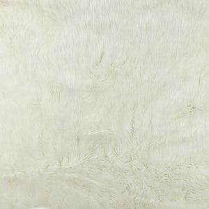 Homeroots 5' X 8' Polar Bear Off White Faux Hide Area Rug  Acrylic 328303