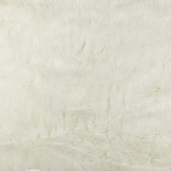 Homeroots 5' X 8' Polar Bear Off White Faux Hide Area Rug  Acrylic 328303