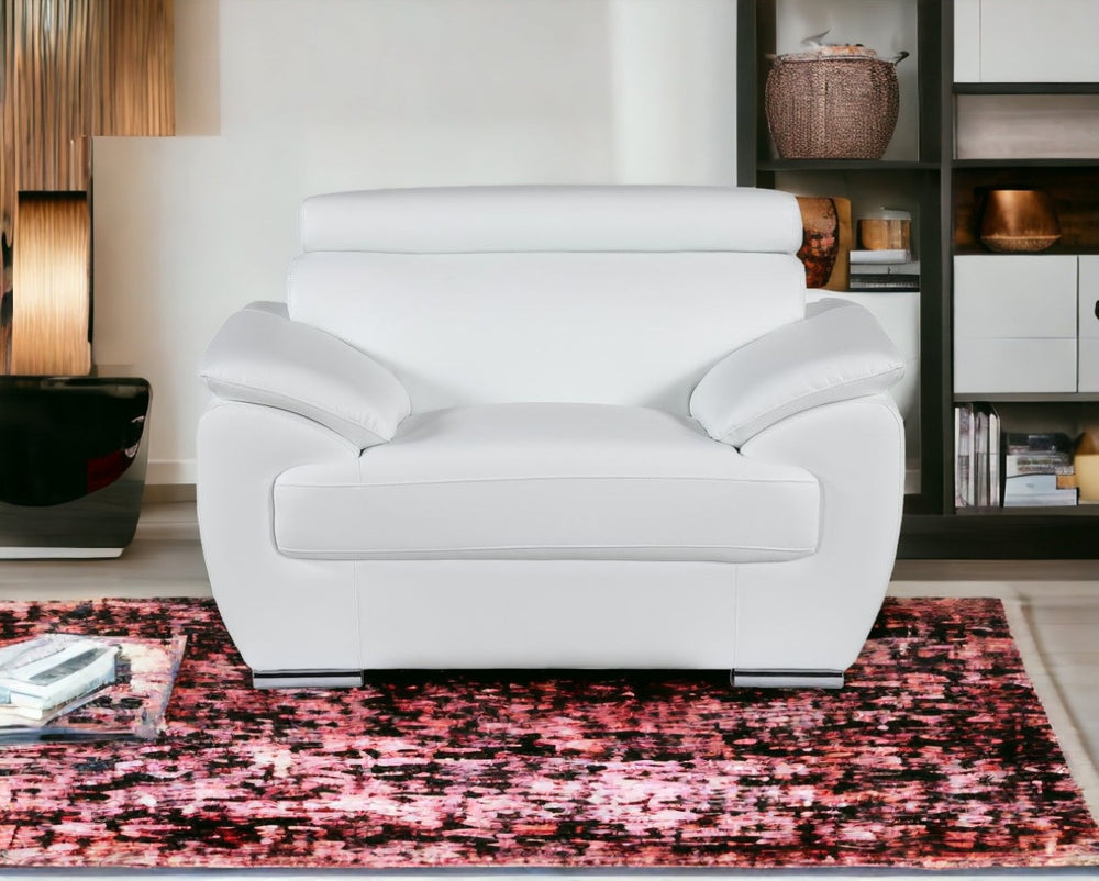 HomeRoots 38" Genuine Leather Chair and a Half - Modern Comfort with Durable Frame for Stylish Living Spaces White 329525