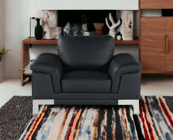 Homeroots 32" Black Lovely Leather Chair Black  329615