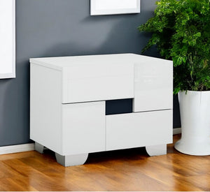 Homeroots 18" White Two Drawer Wood Mirrored Nightstand With Storage Whtie  329639