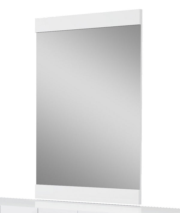 Homeroots 45" Superb White High Gloss Mirror Whtie  329641