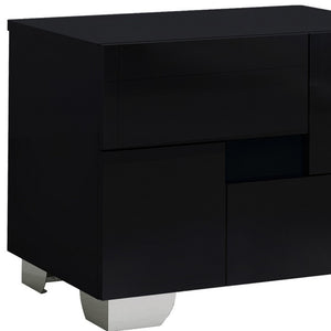 Homeroots 18" Black Two Drawers Metal Mirrored Nightstand Black  329643