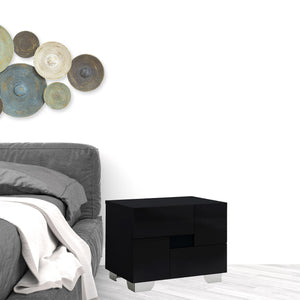 Homeroots 18" Black Two Drawers Metal Mirrored Nightstand Black  329643