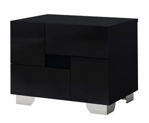 Homeroots 18" Black Two Drawers Metal Mirrored Nightstand Black  329643
