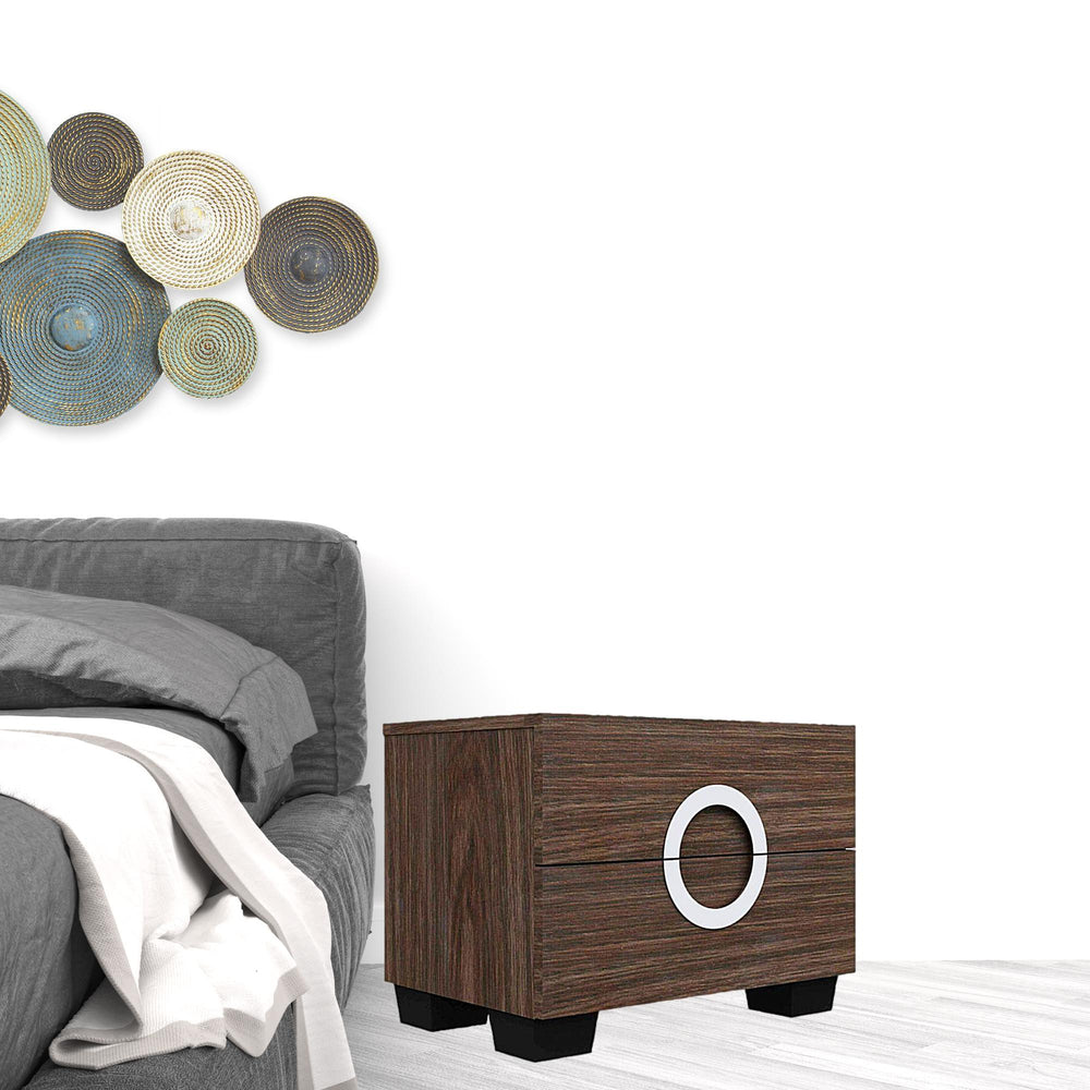 Homeroots 18" Brown Two Drawers Manufactured Wood Mirrored Nightstand Wenge  329652