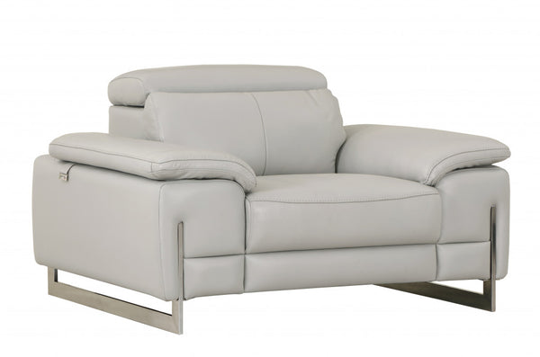 Homeroots 31" Light Grey Tasteful Leather Chair Light Grey  329682