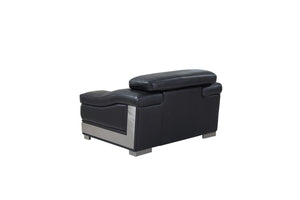 Homeroots 31" To 39" Black Modern Leather Chair Black  329715