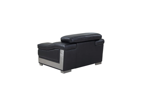 Homeroots 31" To 39" Black Modern Leather Chair Black  329715