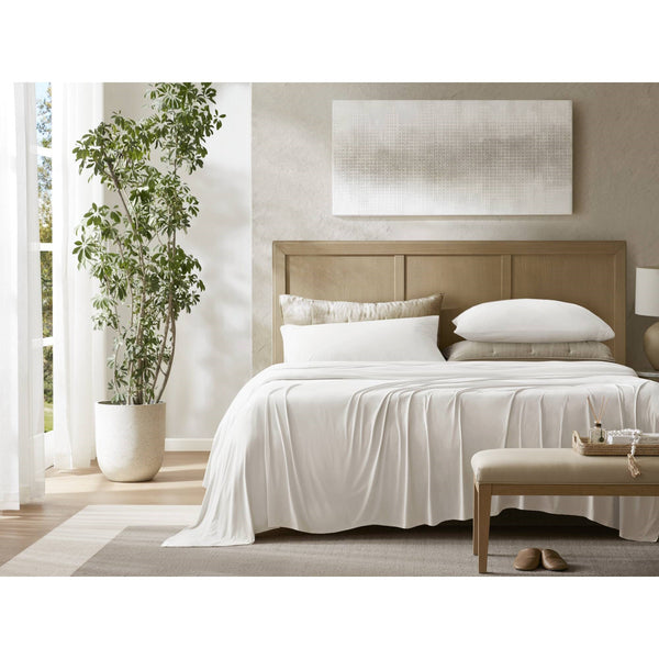 JLA Home Harbor House - Stretch Jersey Sheet Set – Cooling, Moisture‑Wicking 4‑Way Stretch Knit for Hot Sleepers, OEKO‑TEX Certified White HHD20-1896