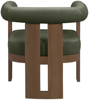 Meridian Furniture Arienzo Art Deco Velvet Accent Chair Sculptural Curved Back Walnut Wood Legs Lounge Seat Green Style A 33016Green