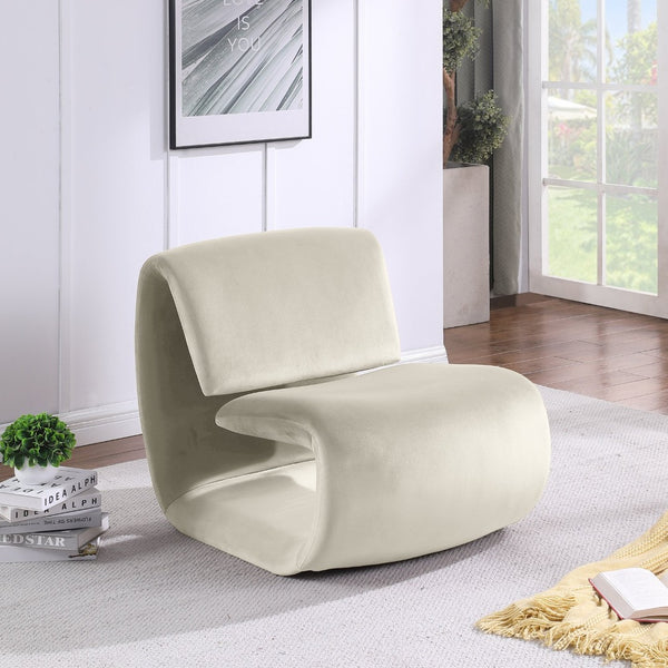 Meridian Furniture Nouveau Sculptural Velvet Accent Chair with Organic Curved Form for Modern Living Rooms Cream 33022Cream