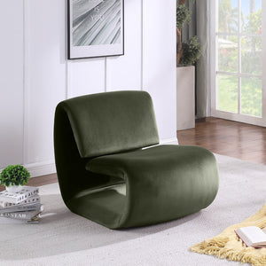 Meridian Furniture Nouveau Sculptural Velvet Accent Chair with Organic Curved Form for Modern Living Rooms Green 33022Green
