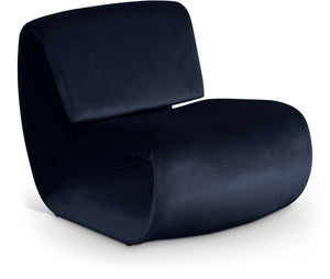 Meridian Furniture Nouveau Sculptural Velvet Accent Chair with Organic Curved Form for Modern Living Rooms Navy 33022Navy