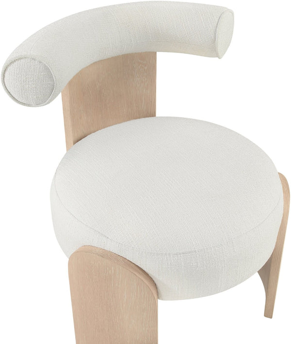 Meridian Furniture Calder Linen Accent Chair with Solid Wood Frame for Modern Scandinavian Living Room Comfort Style B Cream 33024Cream