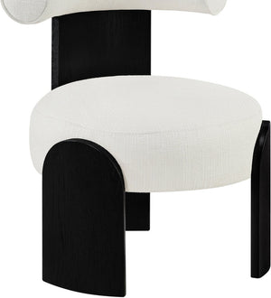 Meridian Furniture Calder Linen Accent Chair with Solid Wood Frame for Modern Scandinavian Living Room Comfort Style C Cream 33025Cream