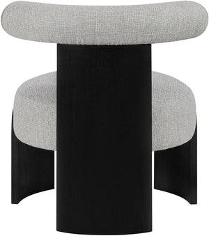 Meridian Furniture Calder Linen Accent Chair with Solid Wood Frame for Modern Scandinavian Living Room Comfort Style C Grey 33025Grey
